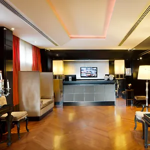 Starhotels Anderson Отель Милан