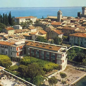 Giardino 3*, Sirmione Italy